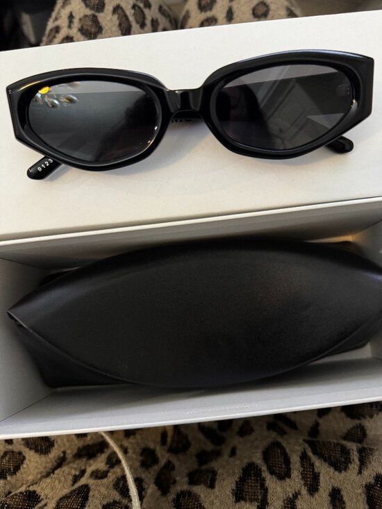 GENTLE MONSTER Accessories - Gentle Monster Maison margiela black sunglasses